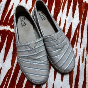 Women’s TOMS Crème and Baby Blue Striped Shoe